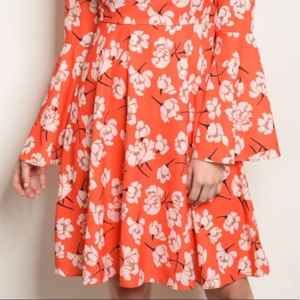 ORANGE FLORAL CHOKERNECK LONGSLEEVE DRESS Small - Picture 4 of 6